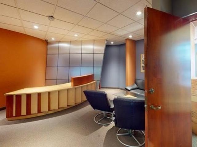 Office for sale in Wedgewood, Alberta