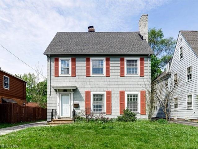 House for sale in Sussex, Shaker Heights
