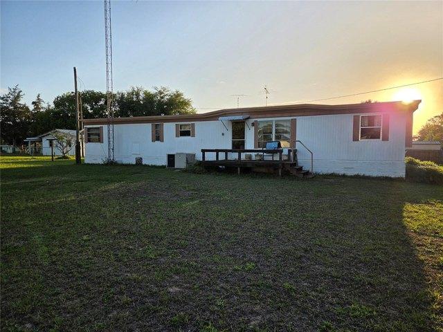House for sale in Ocklawaha, Florida