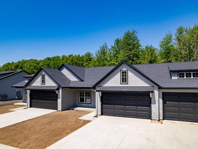 Condo for sale in Ferrysburg, Michigan