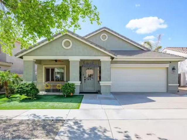 House for sale in Goodyear