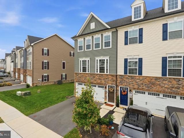 Townhouse for sale in Belle Air Farm, Frederick