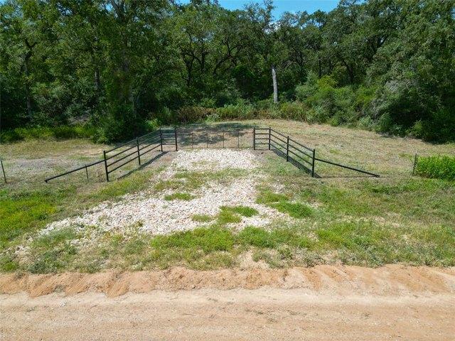 Farm for sale in Lexington, Texas
