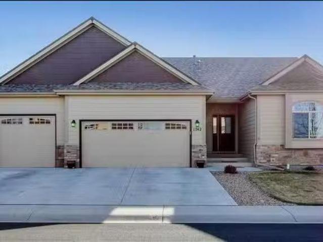 Condo for rent in Windsor