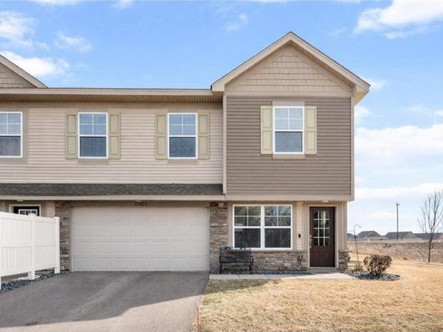 Townhouse for sale in Hennepin, Minnesota