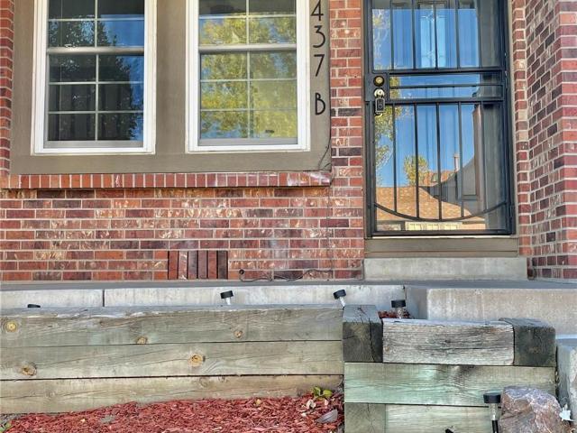 Townhouse for sale in Arapahoe, Colorado
