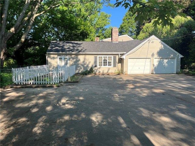 House for sale in Pittsford, New York