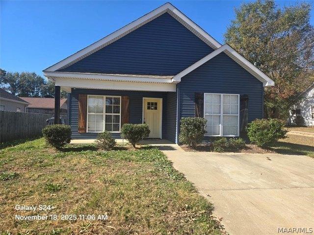 House for sale in Elmore, Alabama