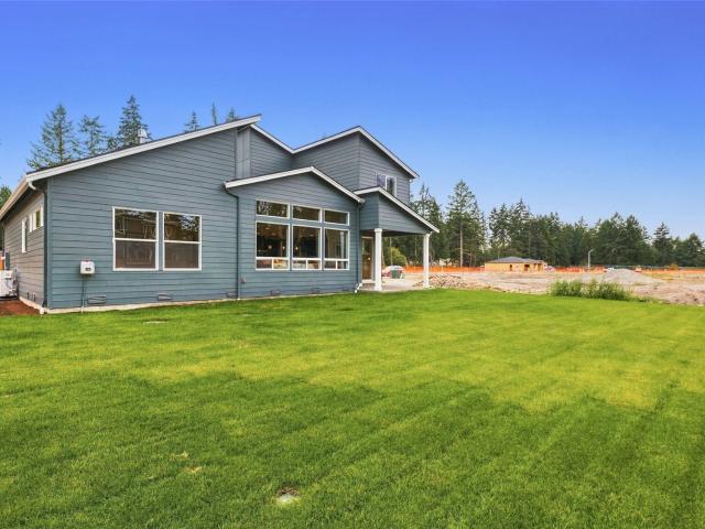 House for sale in Parkland, Pierce County