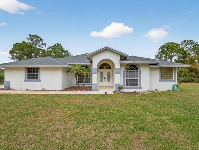 House for sale in Loxahatchee, Florida