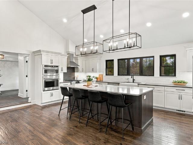 House for sale in Auburn Corners, Chagrin Falls