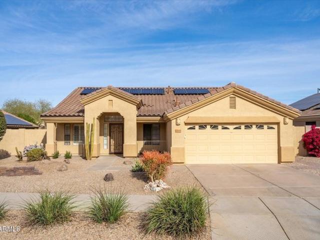 House for sale in Goodyear, Arizona
