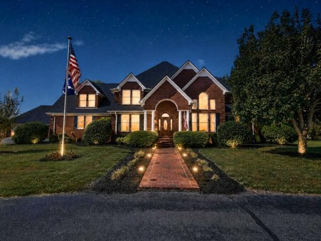 House for sale in Shelbyville, Middle Tennessee