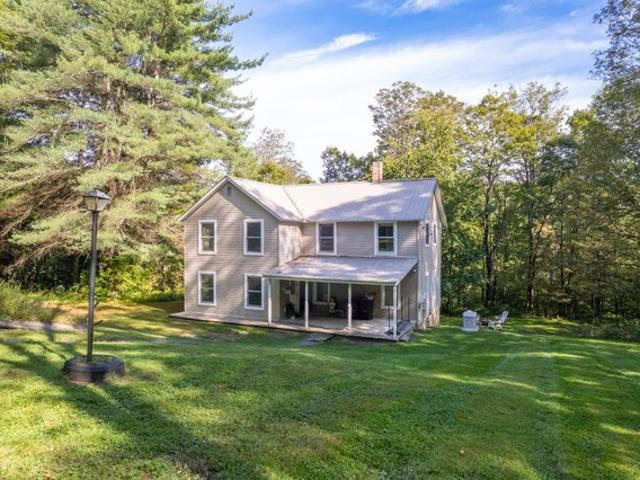 House for sale in Starlight, Pennsylvania