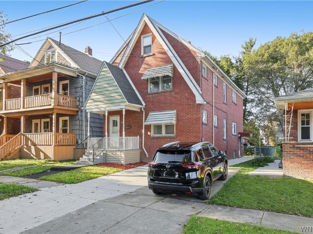 House for sale in Niagara, New York
