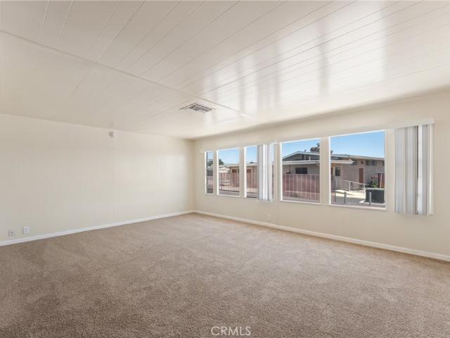 House for sale in Fontana, San Bernardino County
