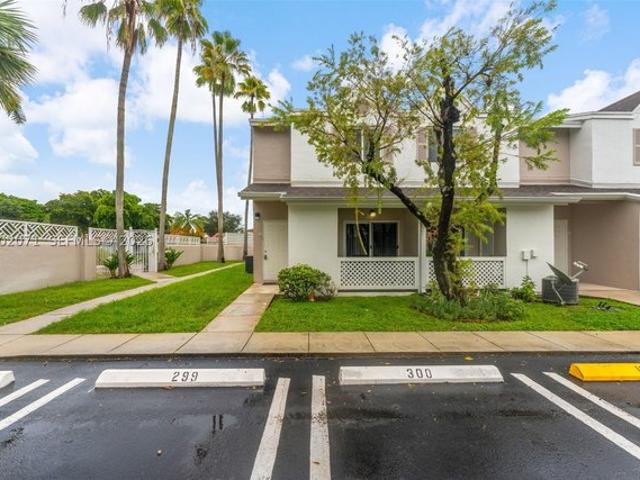 Condo for sale in Hialeah, Miami-Dade County