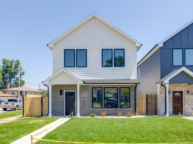 House for sale in Stone Park, Illinois