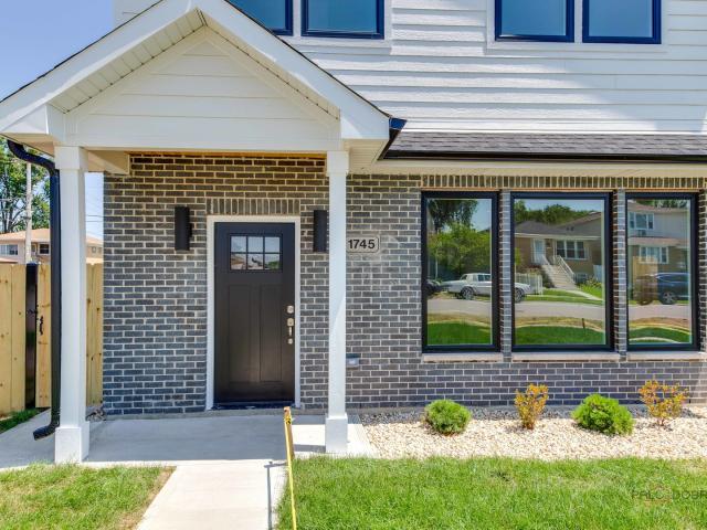 House for sale in Stone Park, Cook County