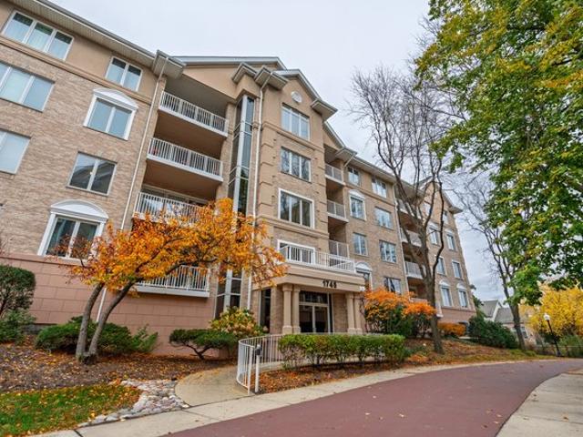 Condo for sale in Park Ridge, Illinois