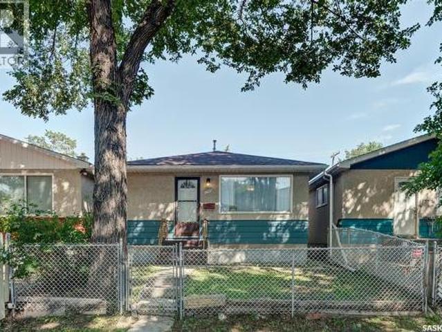 House for sale in Heritage, Regina
