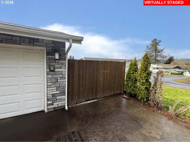 House for sale in Oregonia