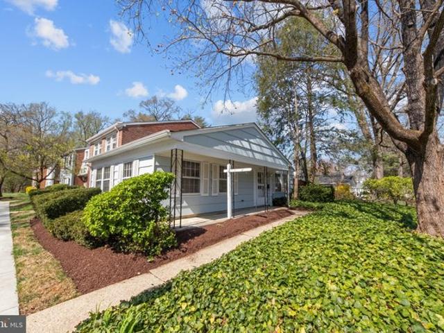 Condo for sale in Crofton, Maryland