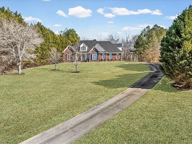 House for sale in Kingston, Georgia