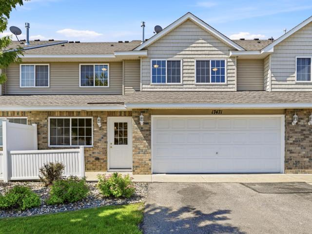Townhouse for sale in Lakeville, Dakota County