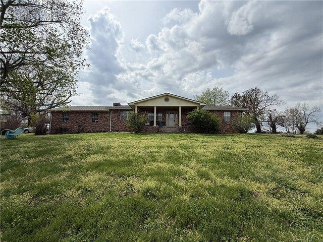 Farm for sale in Ark