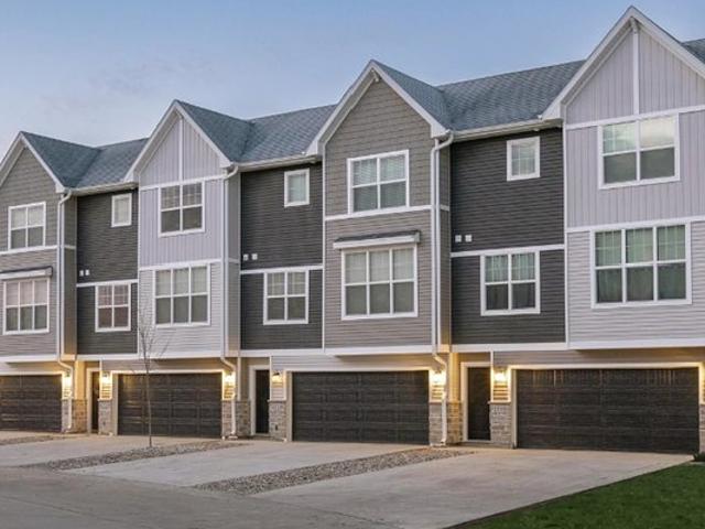 Townhouse for rent in West Des Moines, Iowa