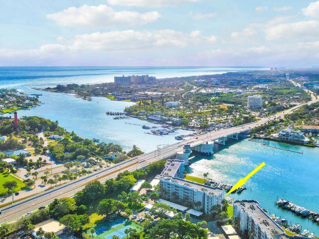 Condo for sale in Jupiter, Florida