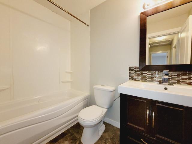 House for rent in Wedgewood, Alberta