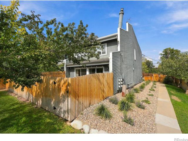 Condo for sale in Washington Village, Boulder