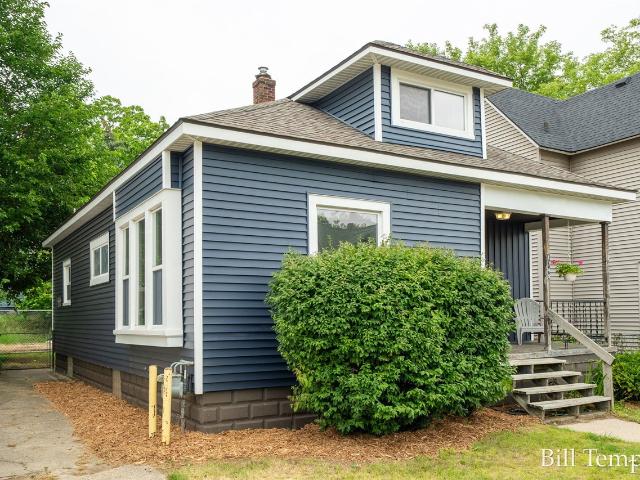 House for sale in Third Ward, Grand Rapids