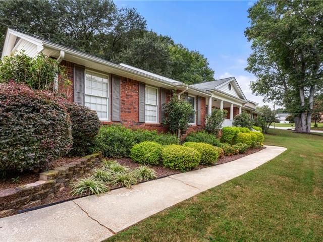 House for sale in Lilburn, Gwinnett County