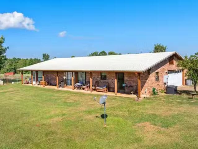 House for sale in Texarkana