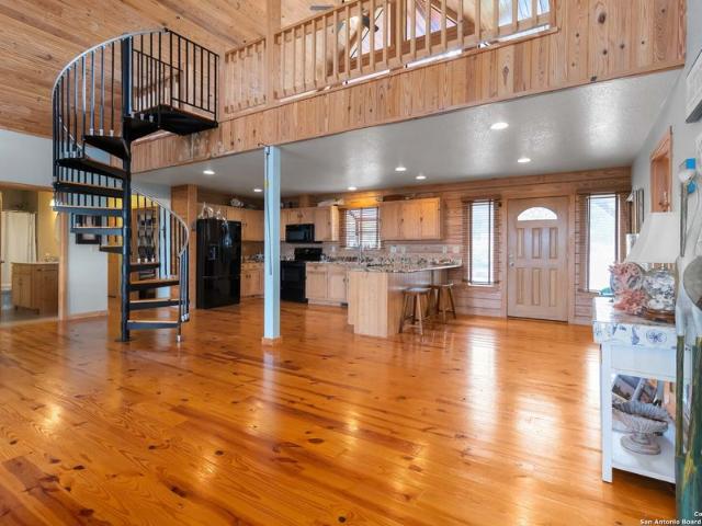 House for sale in Fischer