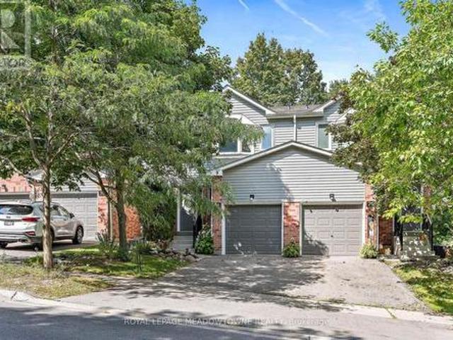 Townhouse for sale in Georgetown, Ontario