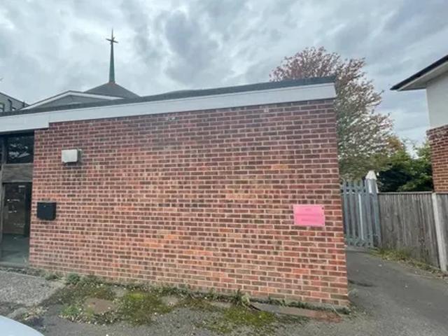 House for rent in Blackfen, Greater London