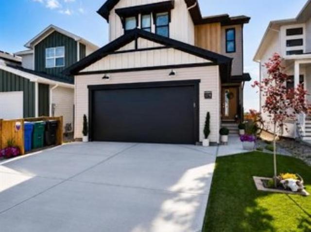 House for sale in Lethbridge, Alberta