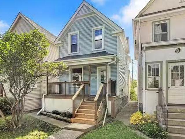 House for sale in East St. Paul, Manitoba
