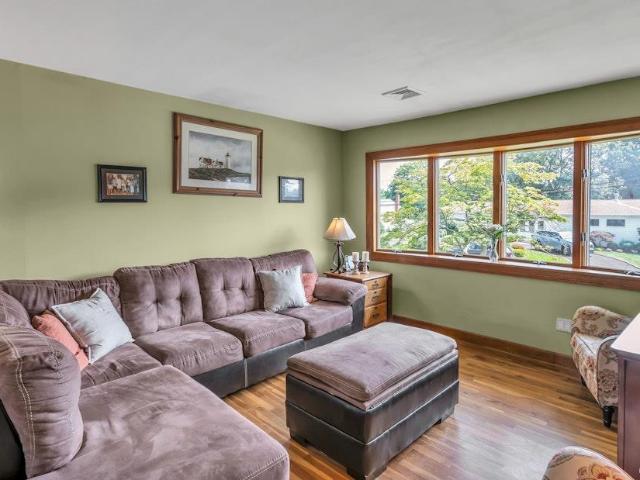 House for sale in Blue Point