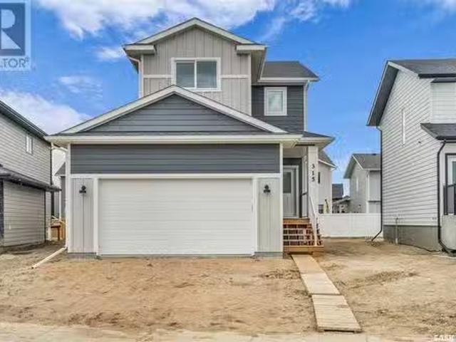 House for sale in Saskatoon, Saskatchewan