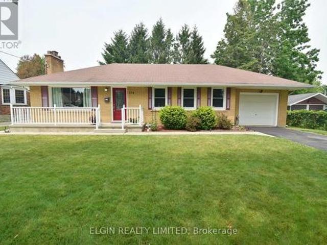 House for sale in St. Thomas, Ontario