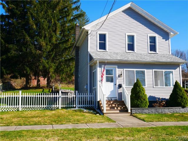 House for sale in Oneida, New York