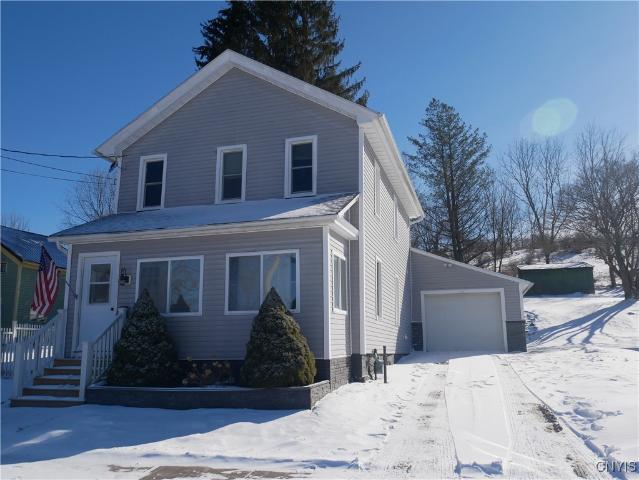 House for sale in Oneida, New York