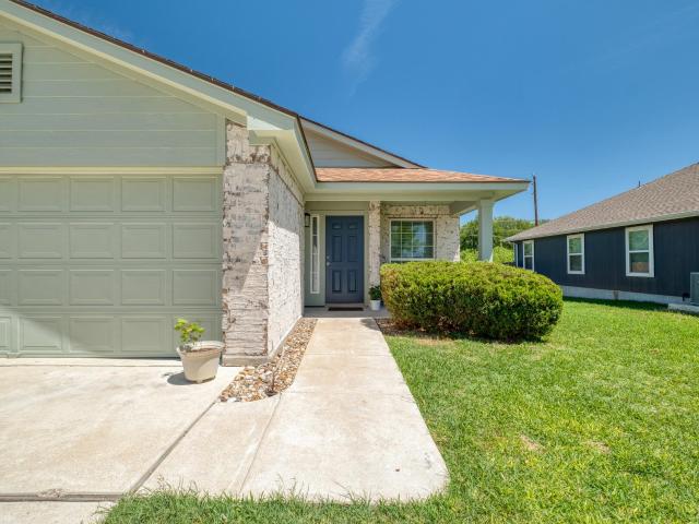House for sale in Luling, Texas