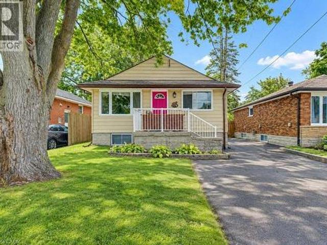 House for sale in St. Mary's, Kitchener