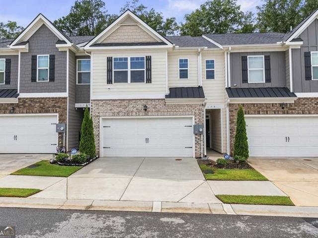 Townhouse for sale in Mcdonough, Georgia